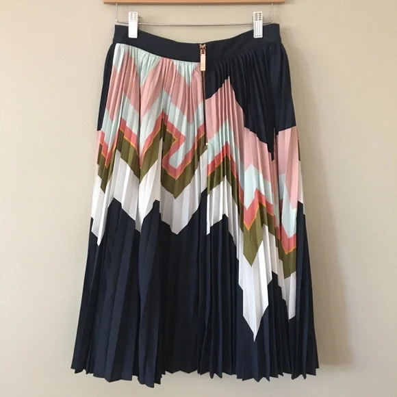 NEW Ted Baker Evianna Missippi Pleated Skirt XS - Picture 4 of 6